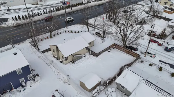 $629,999 | 1733 5th Avenue, Bay Shore, NY 11706