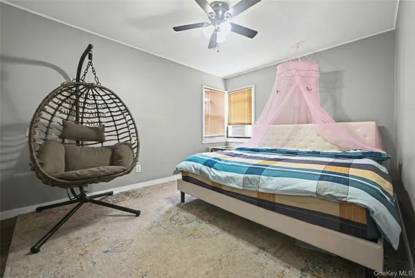 $629,999 | 1733 5th Avenue, Bay Shore, NY 11706