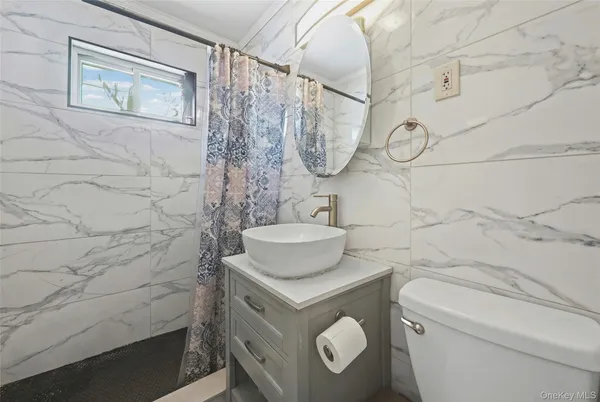 $629,999 | 1733 5th Avenue, Bay Shore, NY 11706