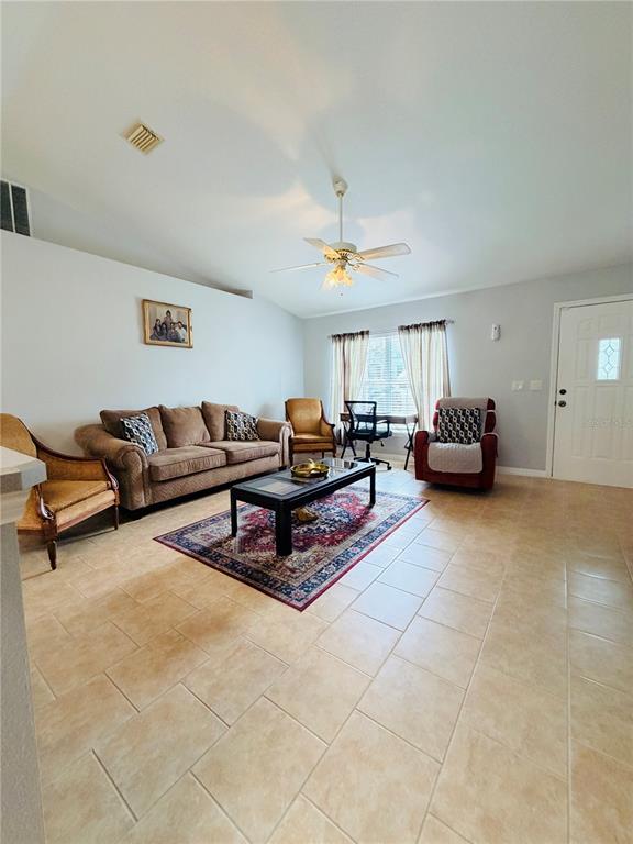 16 Pecan Dr Loop Ocala, FL 34472 - Photo 4 of 31