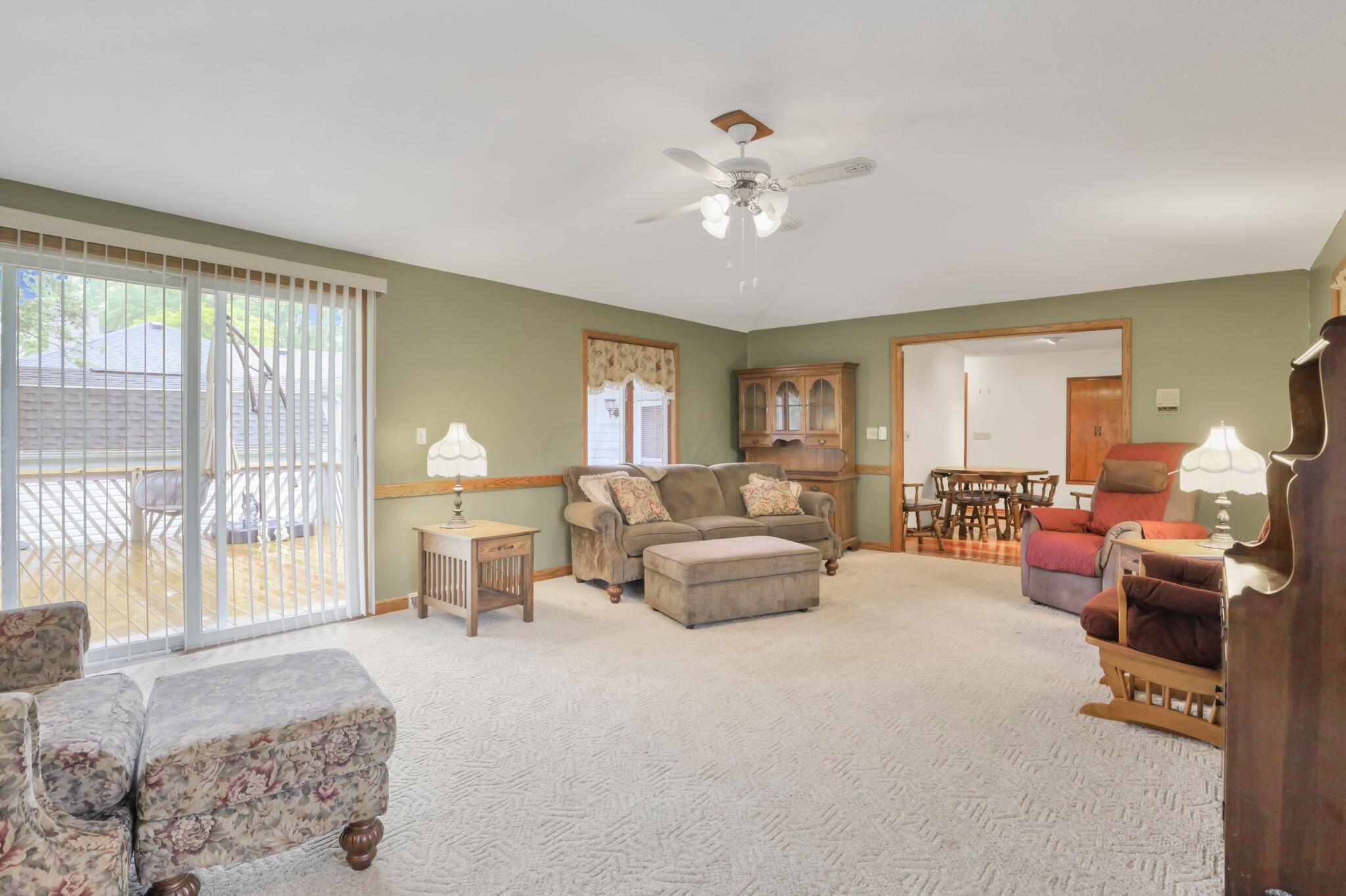 118 Holder Road Baltimore, OH 43105 - Photo 13 of 30 ADDITIONAL LIVING RM
