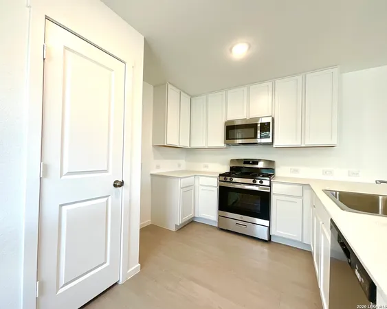 $1,699 | 14613 Mudstone Place, Elmendorf, TX 78112