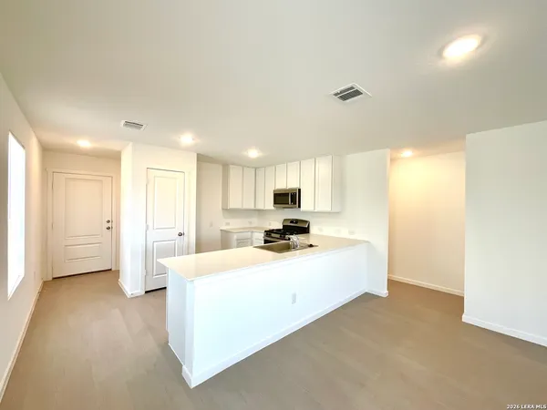 $1,699 | 14613 Mudstone Place, Elmendorf, TX 78112