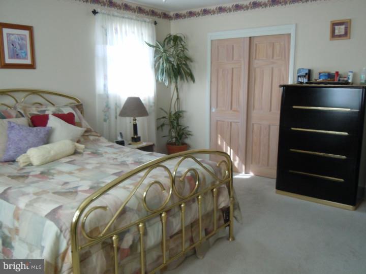 8879 Old Farm Road Philadelphia, PA 19115 - Photo 17 of 23 Master Bedroom