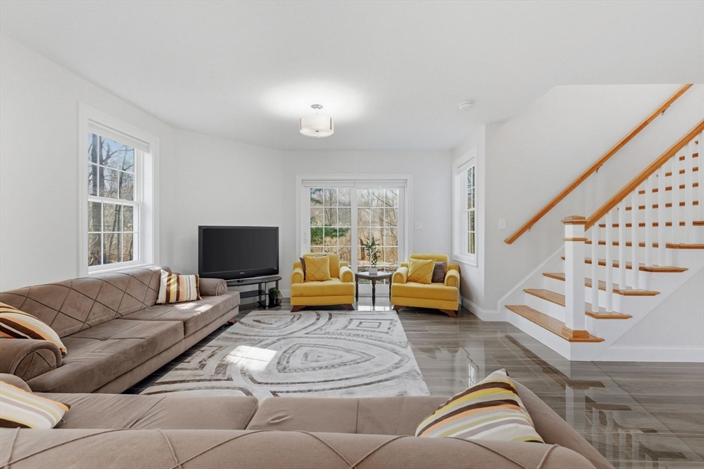 1295 Main Street Reading, MA 01867 - Photo 15 of 42