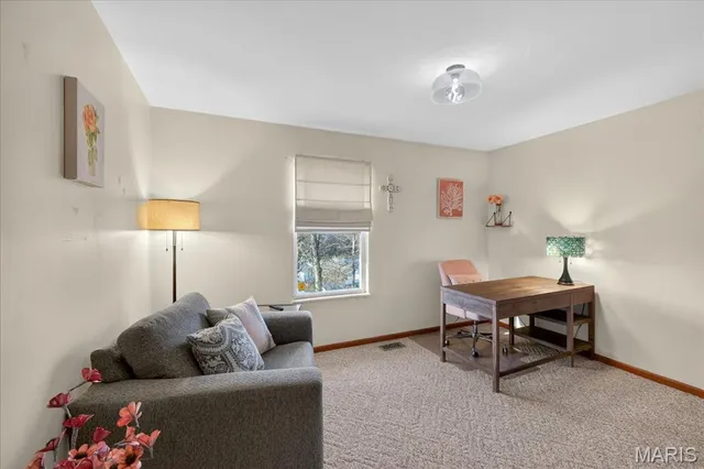 $345,000 | 819 Oak Avenue, Valley Park, MO 63088