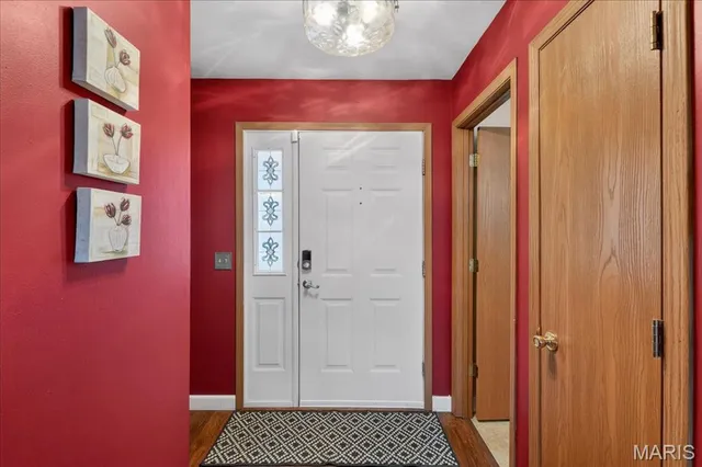 $345,000 | 819 Oak Avenue, Valley Park, MO 63088