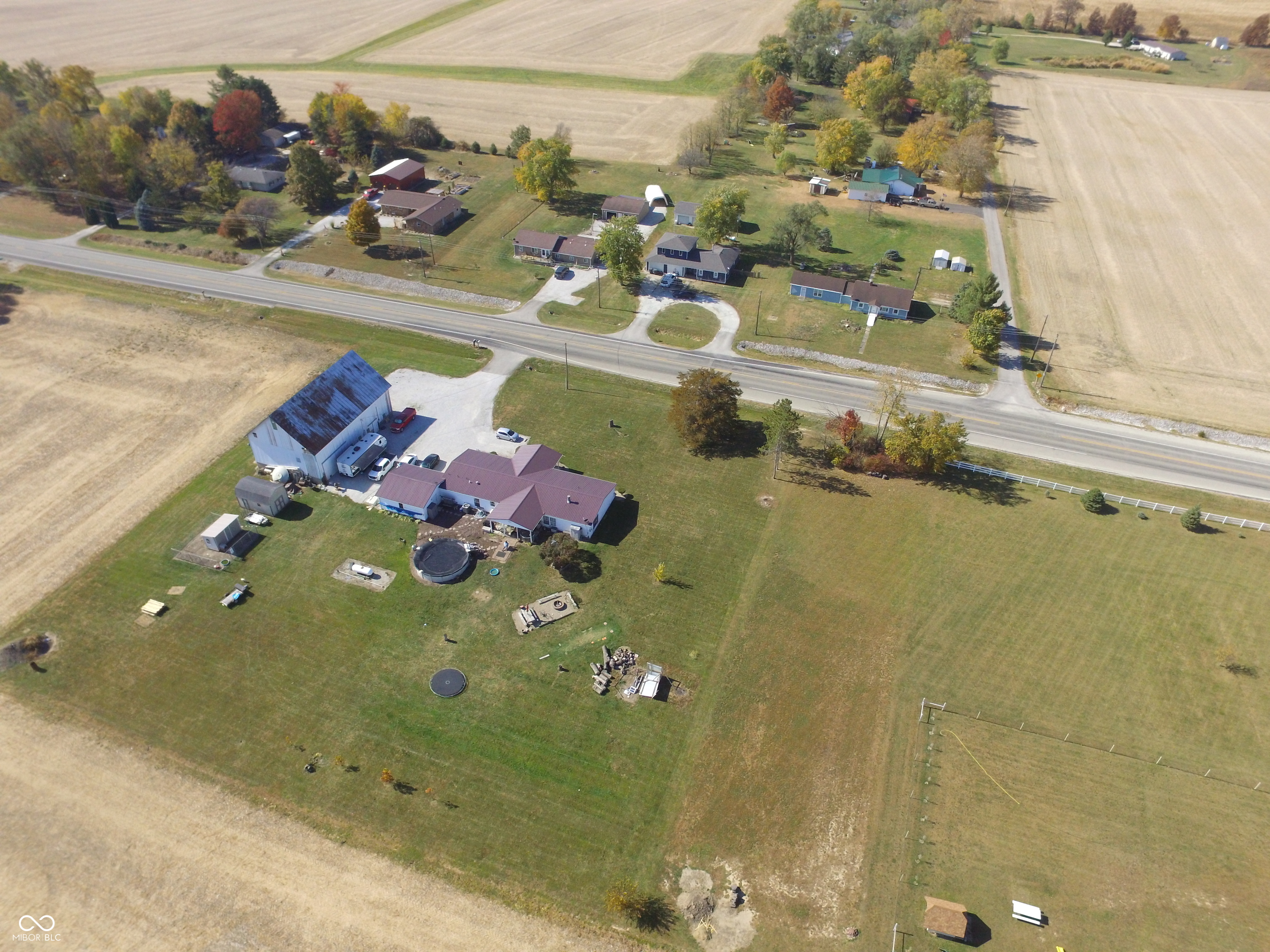 15974 Highway 9 Summitville, IN 46070 - Photo 7 of 22