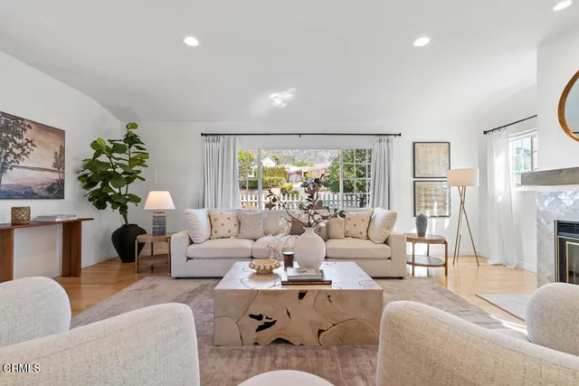 $1,549,000 | 2902 El Caminito, La Crescenta, CA 91214