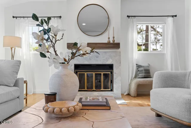 $1,549,000 | 2902 El Caminito, La Crescenta, CA 91214