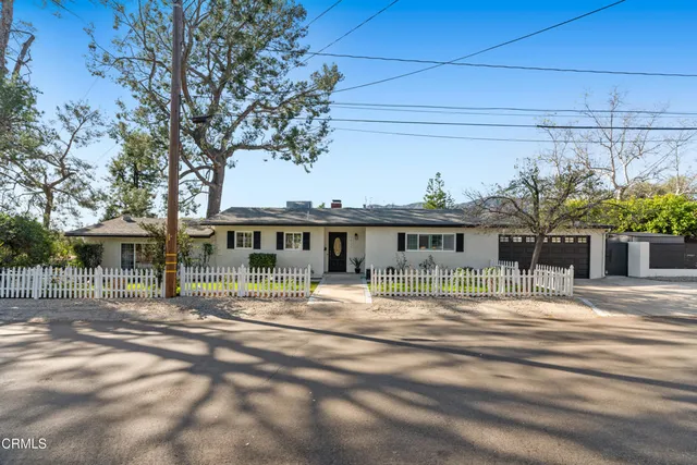 $1,549,000 | 2902 El Caminito, La Crescenta, CA 91214