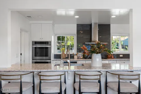 $1,549,000 | 2902 El Caminito, La Crescenta, CA 91214