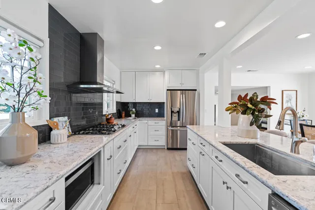 $1,549,000 | 2902 El Caminito, La Crescenta, CA 91214