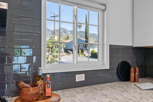 $1,549,000 | 2902 El Caminito, La Crescenta, CA 91214