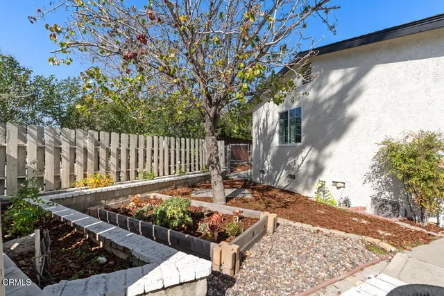 $1,549,000 | 2902 El Caminito, La Crescenta, CA 91214