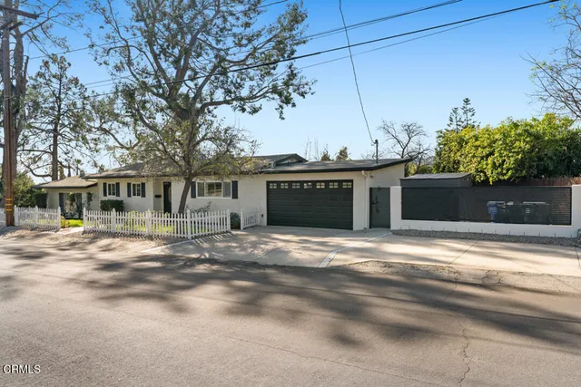 $1,549,000 | 2902 El Caminito, La Crescenta, CA 91214