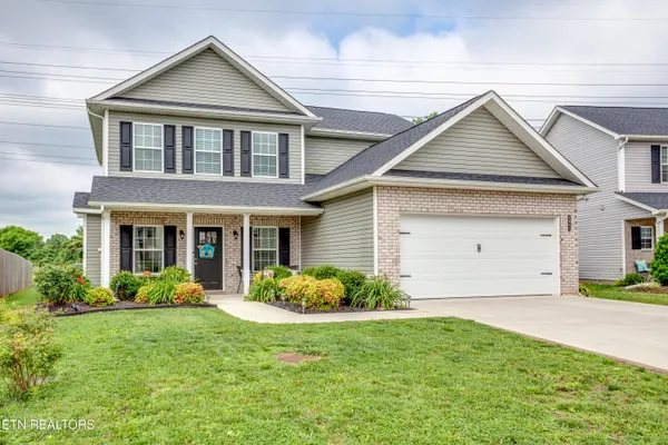 $411,900 | 4841 Stoneyhurst Lane, Knoxville, TN 37918
