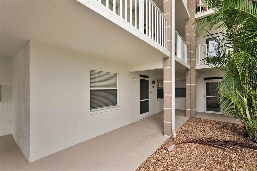 6507 Stone River Road, Unit 102 Bradenton, FL 34203 - Photo 4 of 47