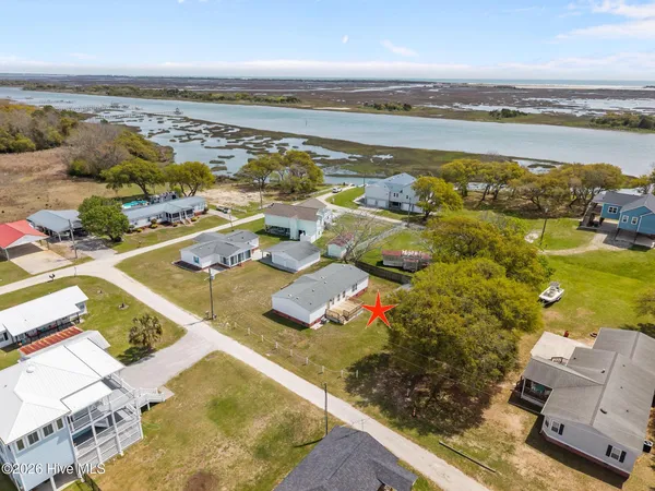 $325,000 | 105 Crews Lane, Hubert, NC 28539