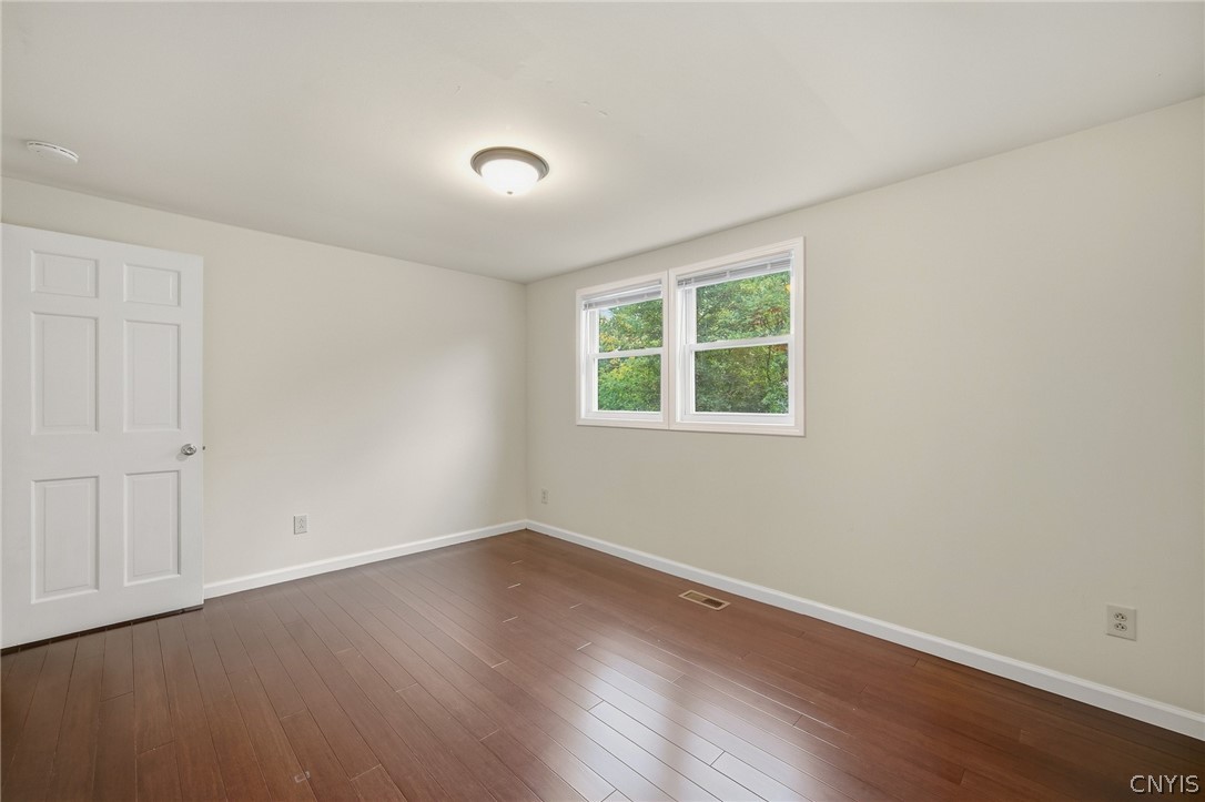 4270 Old Meadow Road Clay, NY 13041 - Photo 22 of 41 Gallery Image 22