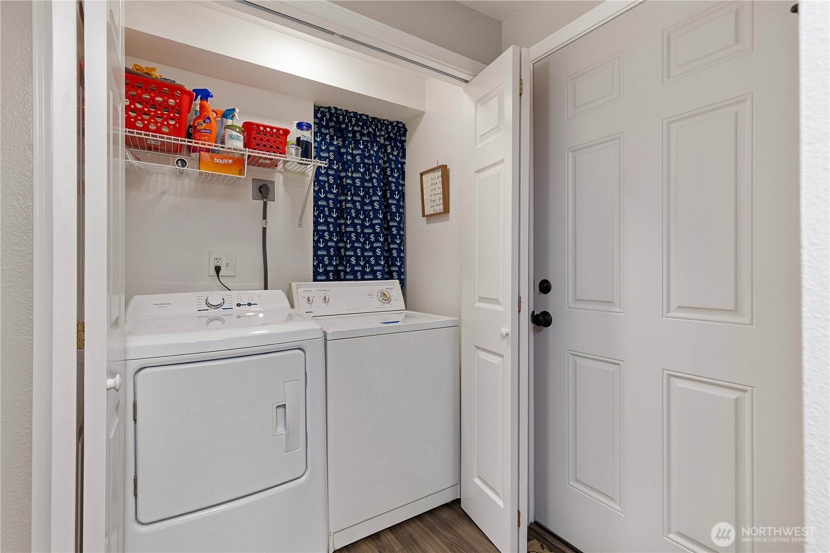 13007 East Gibson Road, Unit U238 Everett, WA 98204 - Photo 27 of 29 a utility room with dryer and washer
