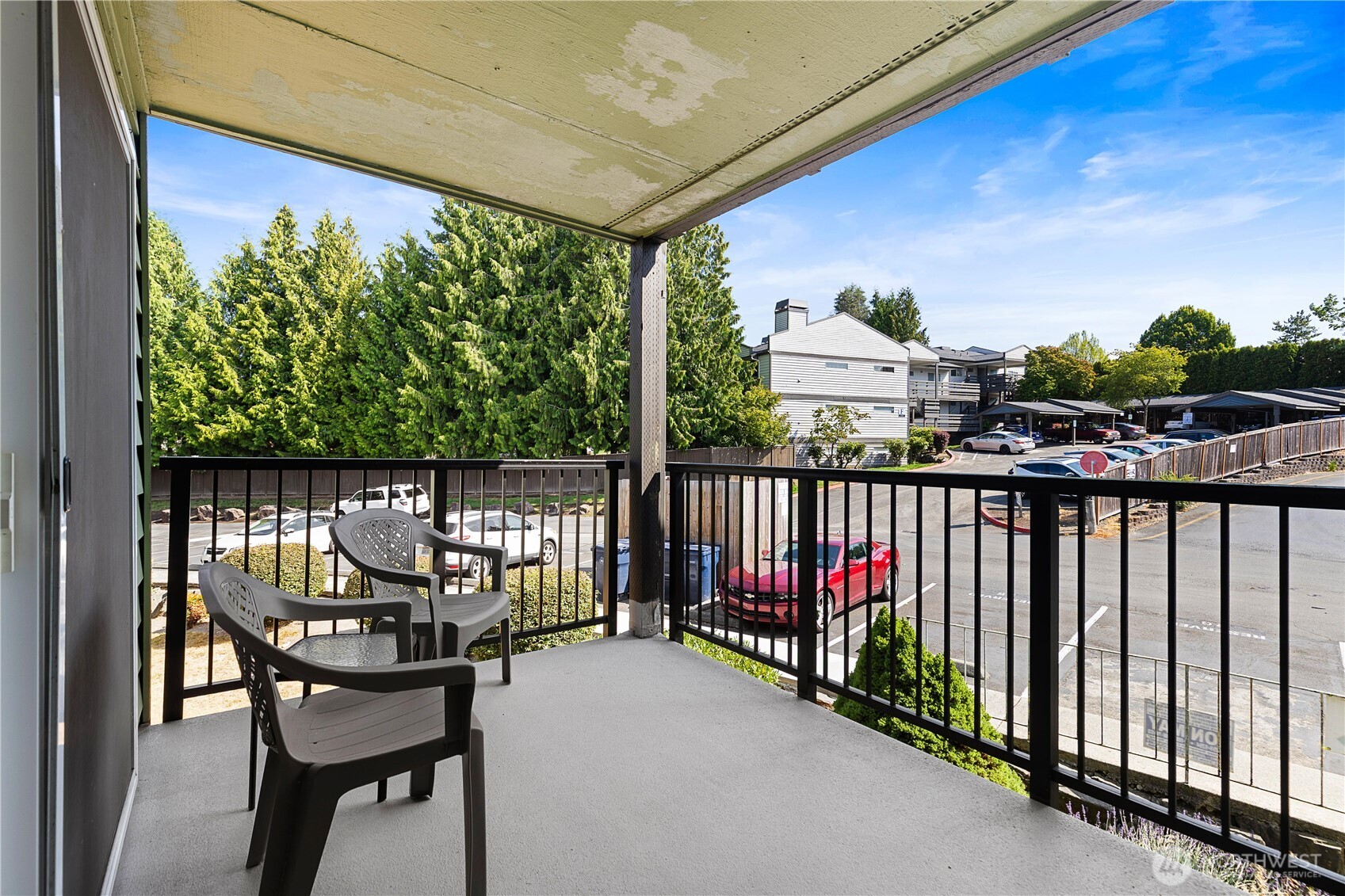 13007 East Gibson Road, Unit U238 Everett, WA 98204 - Photo 28 of 29 a view of a balcony with chairs