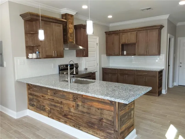 $2,000 | 415 East Prosper Street, Chalmette, LA 70043