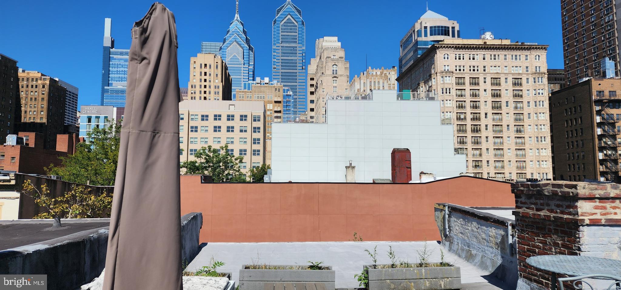 1608 Spruce Street, Unit 4 Philadelphia, PA 19103 - Photo 2 of 25