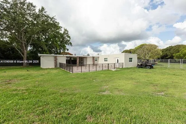 $7,500 | 25040 Southwest 222nd Avenue, Homestead, FL 33031