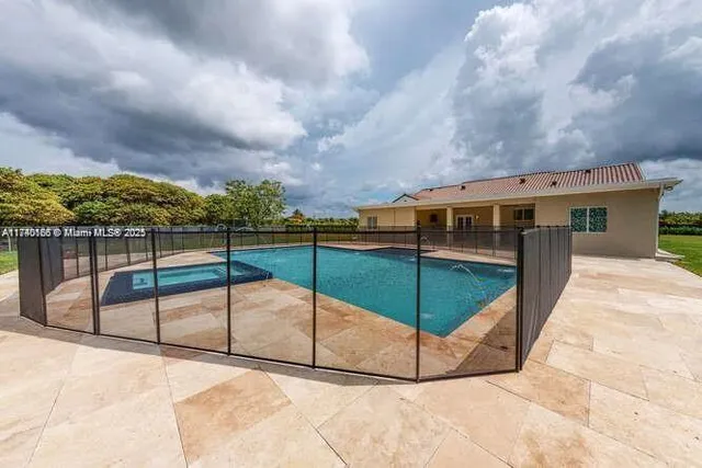 $7,500 | 25040 Southwest 222nd Avenue, Homestead, FL 33031