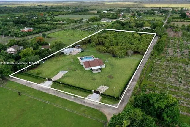 $7,500 | 25040 Southwest 222nd Avenue, Homestead, FL 33031