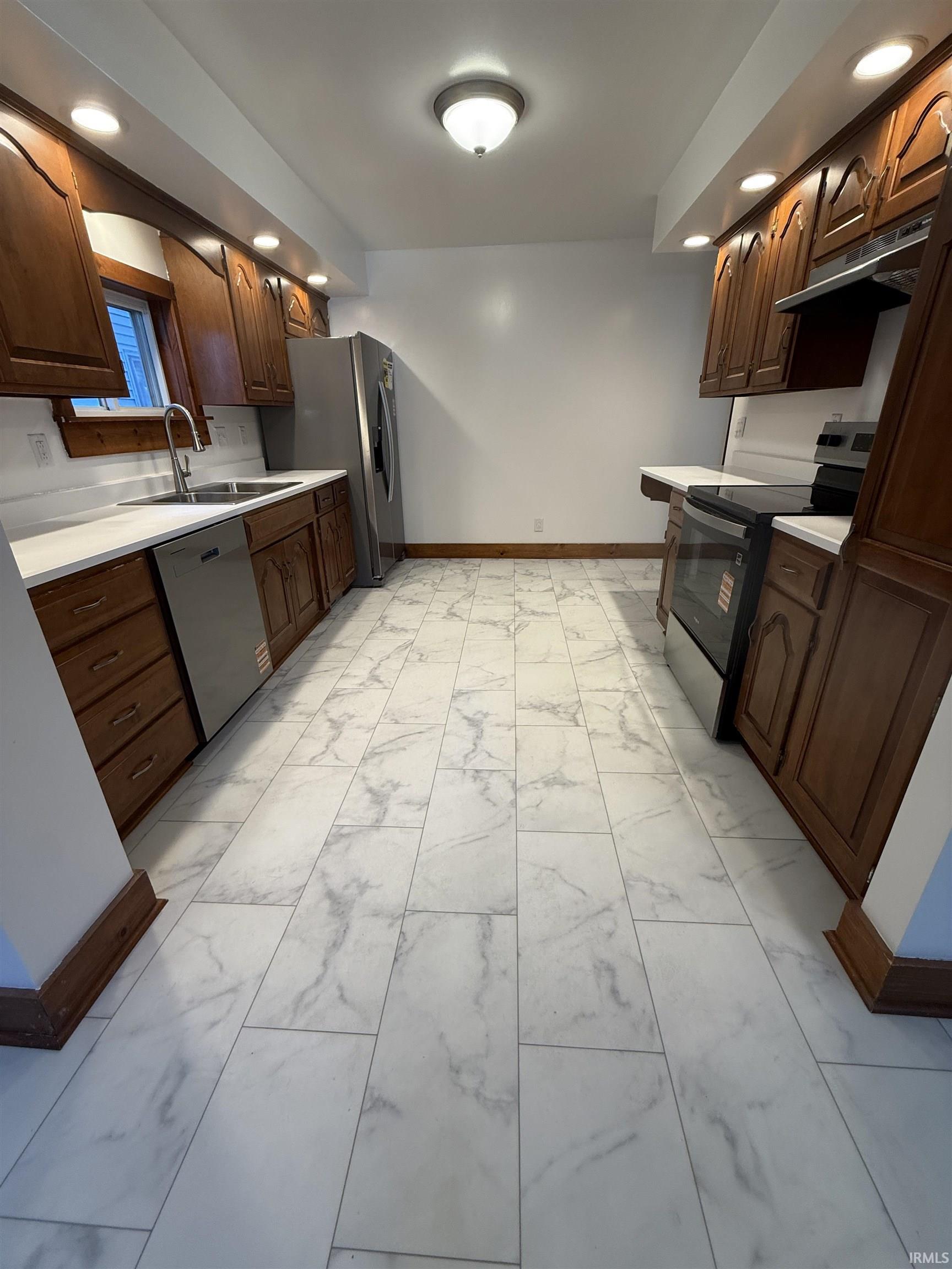 178 East Main Street Peru, IN 46970 - Photo 12 of 24