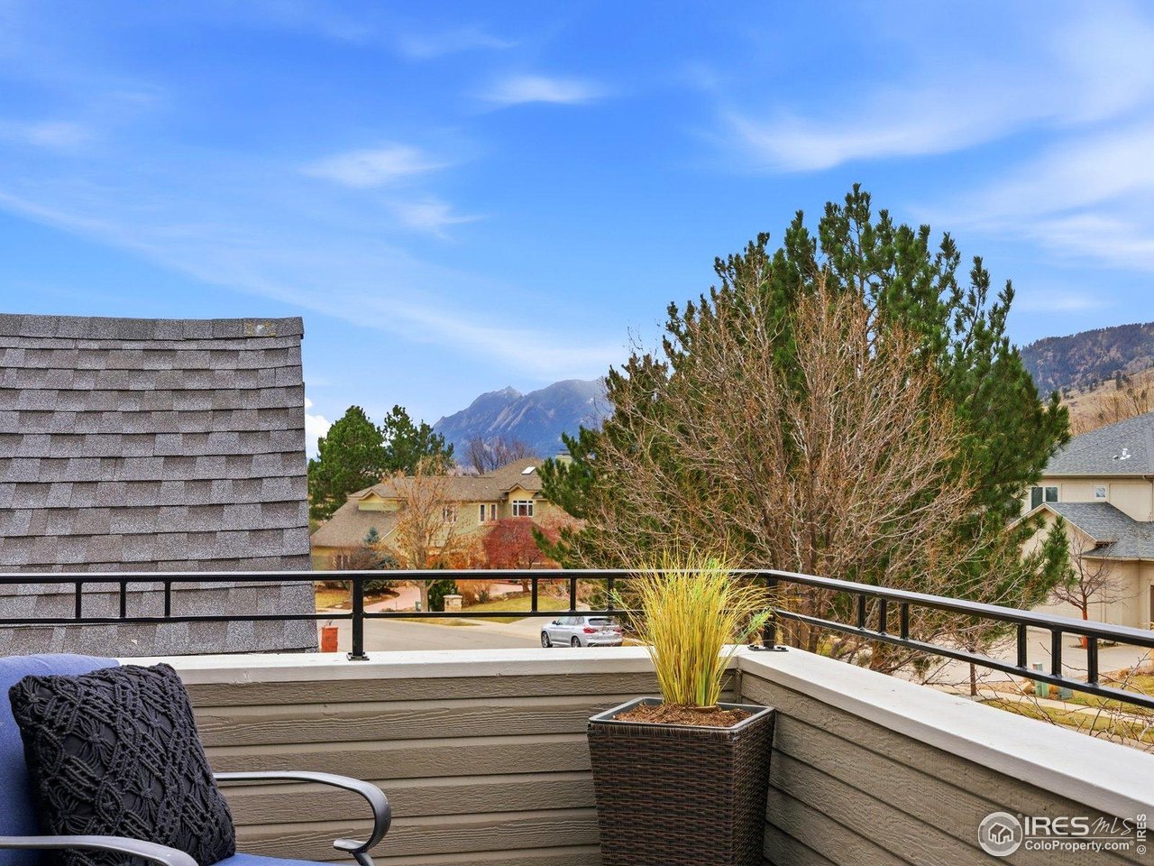 4796 6th Street Boulder, CO 80304 - Photo 27 of 47 a view of balcony with two chairs