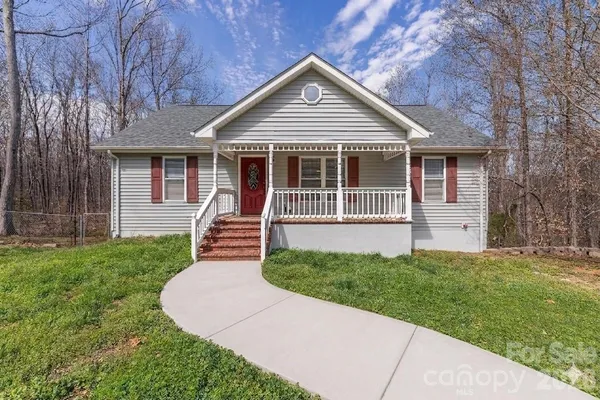 $560,000 | 7722 Farmbrook Drive, Waxhaw, NC 28173