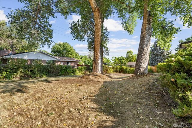 $819,000 | 5901 South Greenwood Circle, Littleton, CO 80120