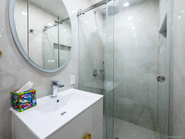 $469,000 | 139-15 83rd Avenue, Unit 423 | Briarwood