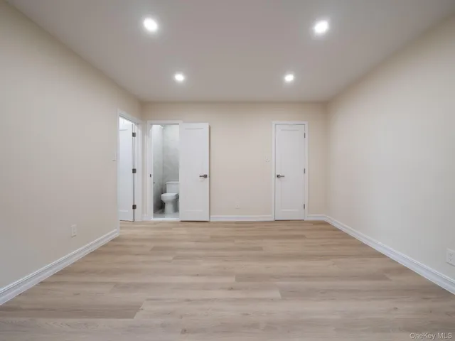 $469,000 | 139-15 83rd Avenue, Unit 423 | Briarwood