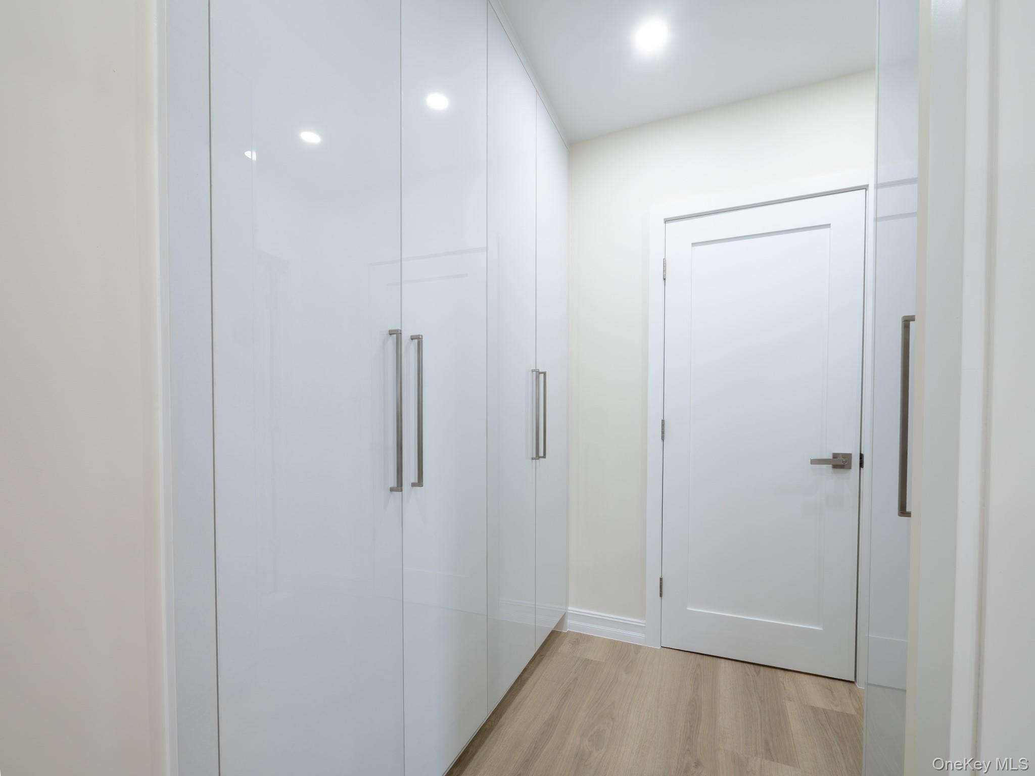 139-15 83rd Avenue, Unit 423 Queens, NY 11435 - Photo 5 of 24 View of closet