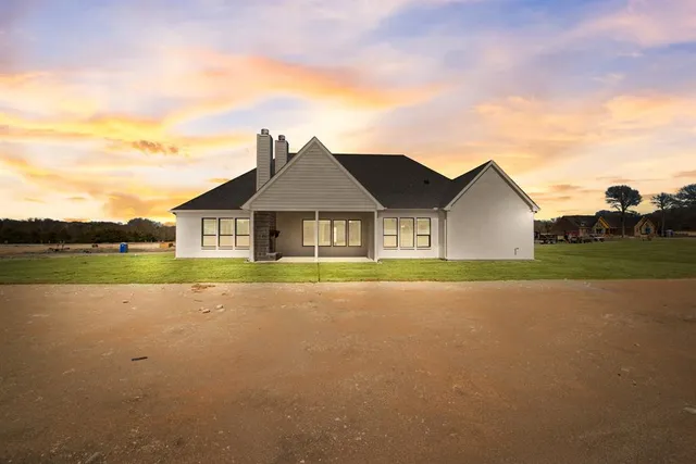 $741,225 | 1435 Julian Drive, Van Alstyne, TX 75495