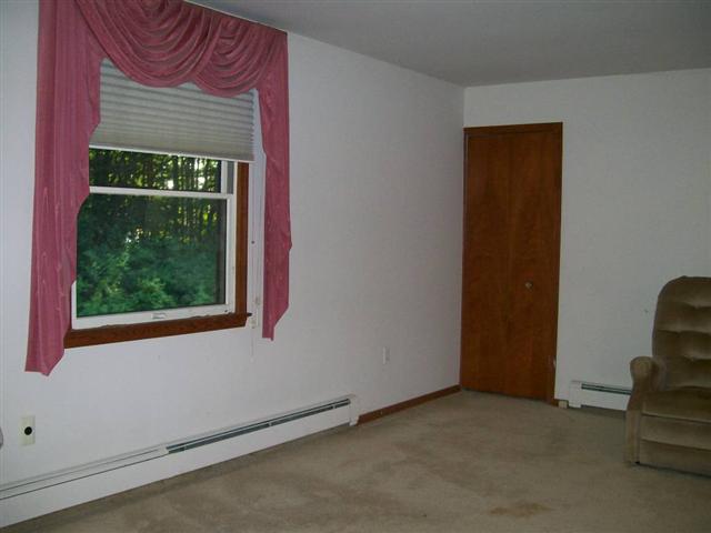 9192 Folkert Road Algonac, MI 48001 - Photo 12 of 24 31065604-11.JPG