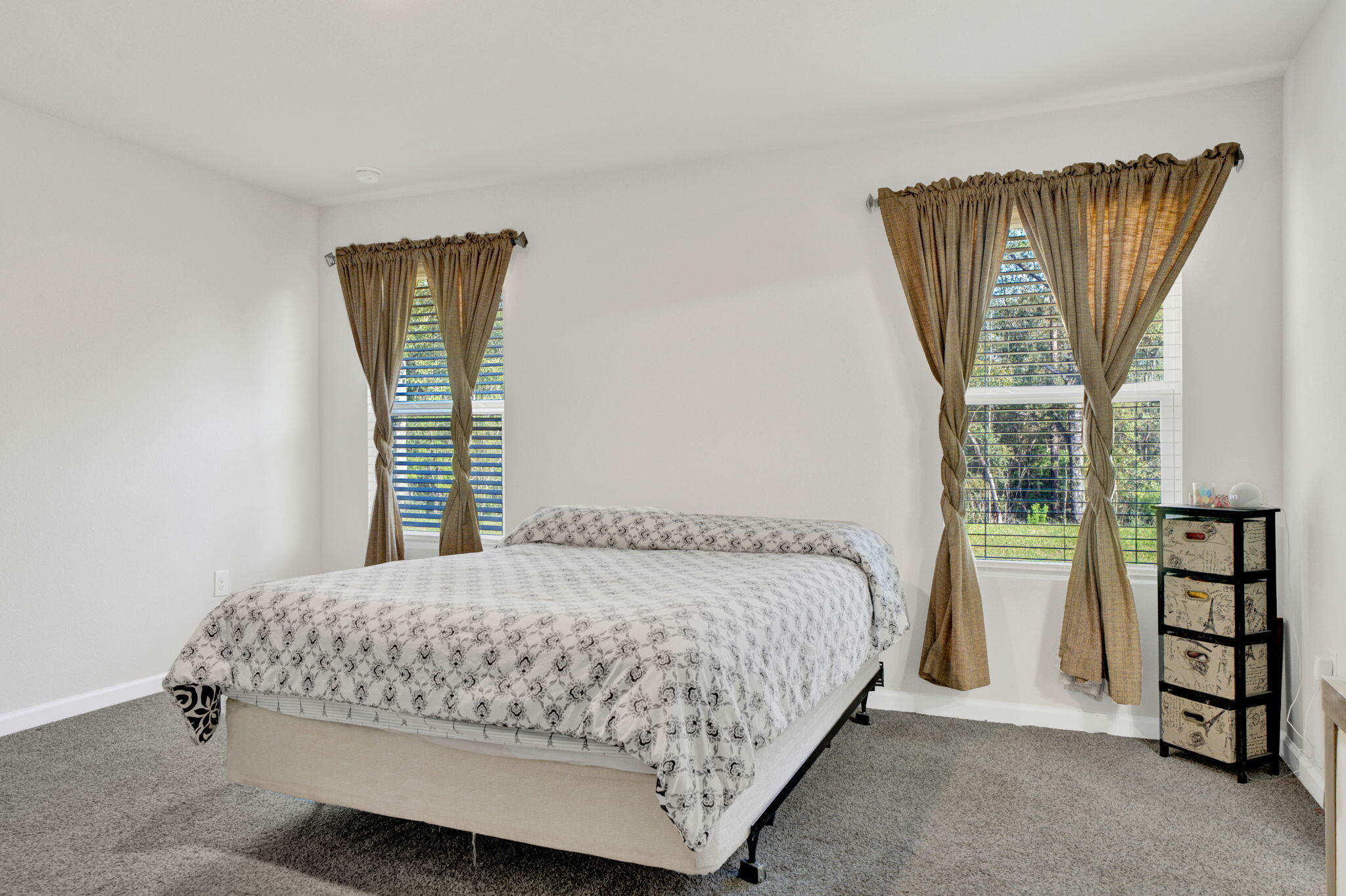535 Mary Lou Way Crestview, FL 32539 - Photo 25 of 37 a bedroom with a bed and a window