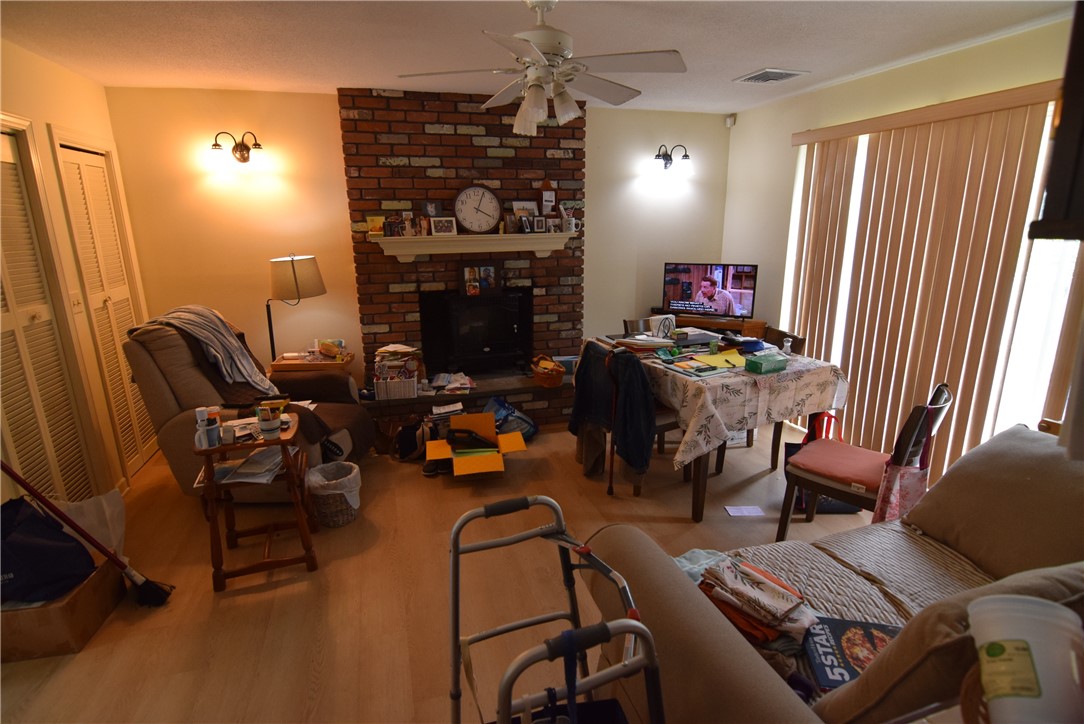 8 Pequot Avenue Westerly, RI 02891 - Photo 26 of 33 use this space as a small family room or as part of your eat in kitchen.