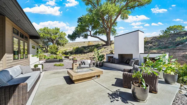 $1,100,000 | 442 Renaissance Boulevard, Grand Junction, CO 81507