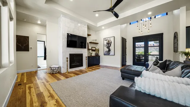 $1,100,000 | 442 Renaissance Boulevard, Grand Junction, CO 81507