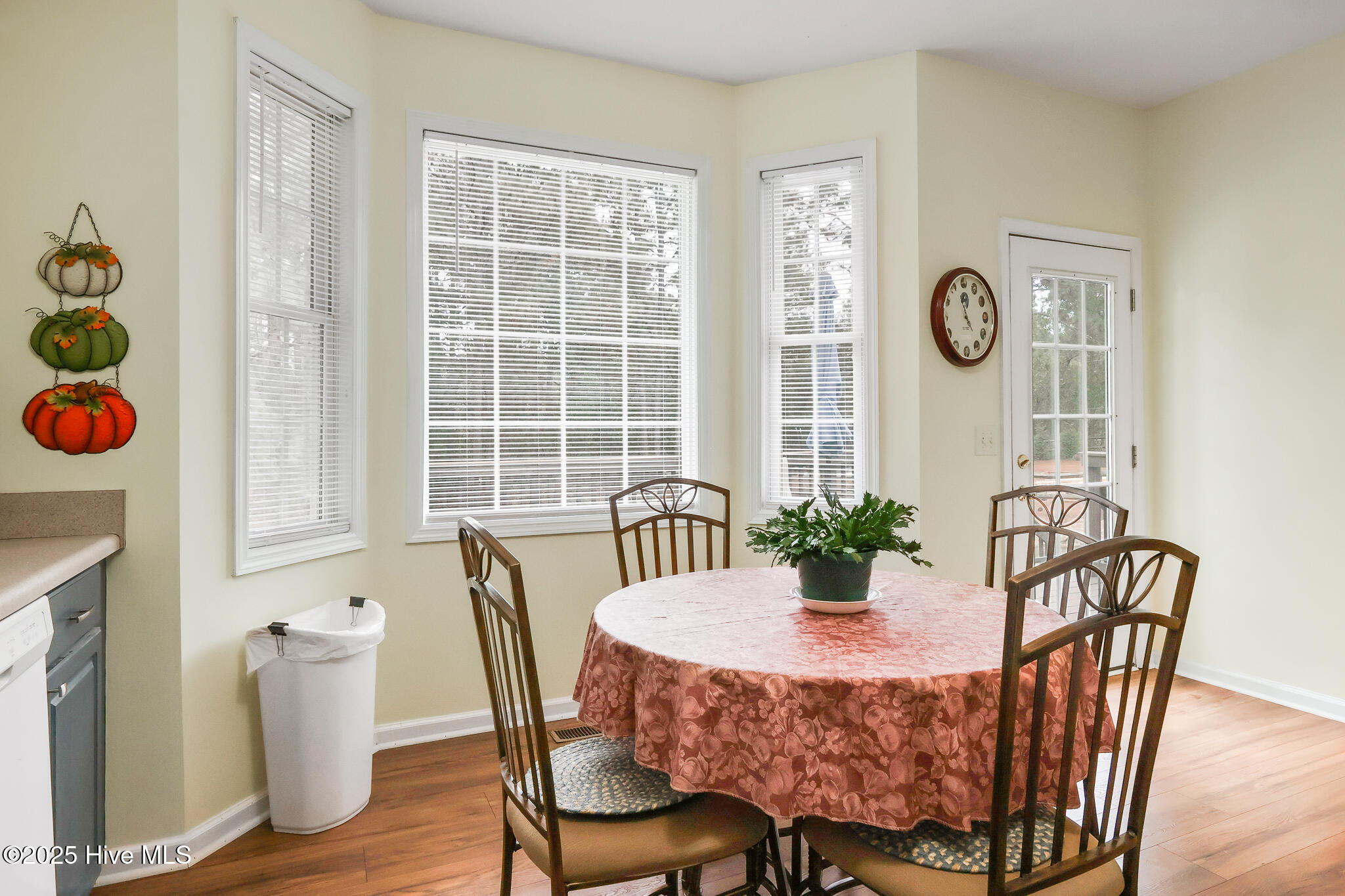 143 Cardinal Lane West End, NC 27376 - Photo 15 of 24 143 Cardinal-6