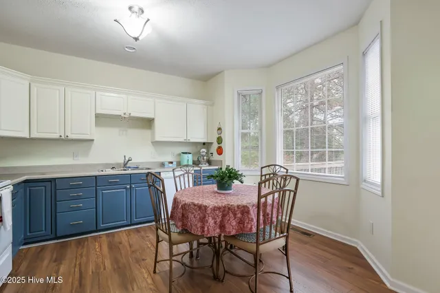 $329,900 | 143 Cardinal Lane, West End, NC 27376