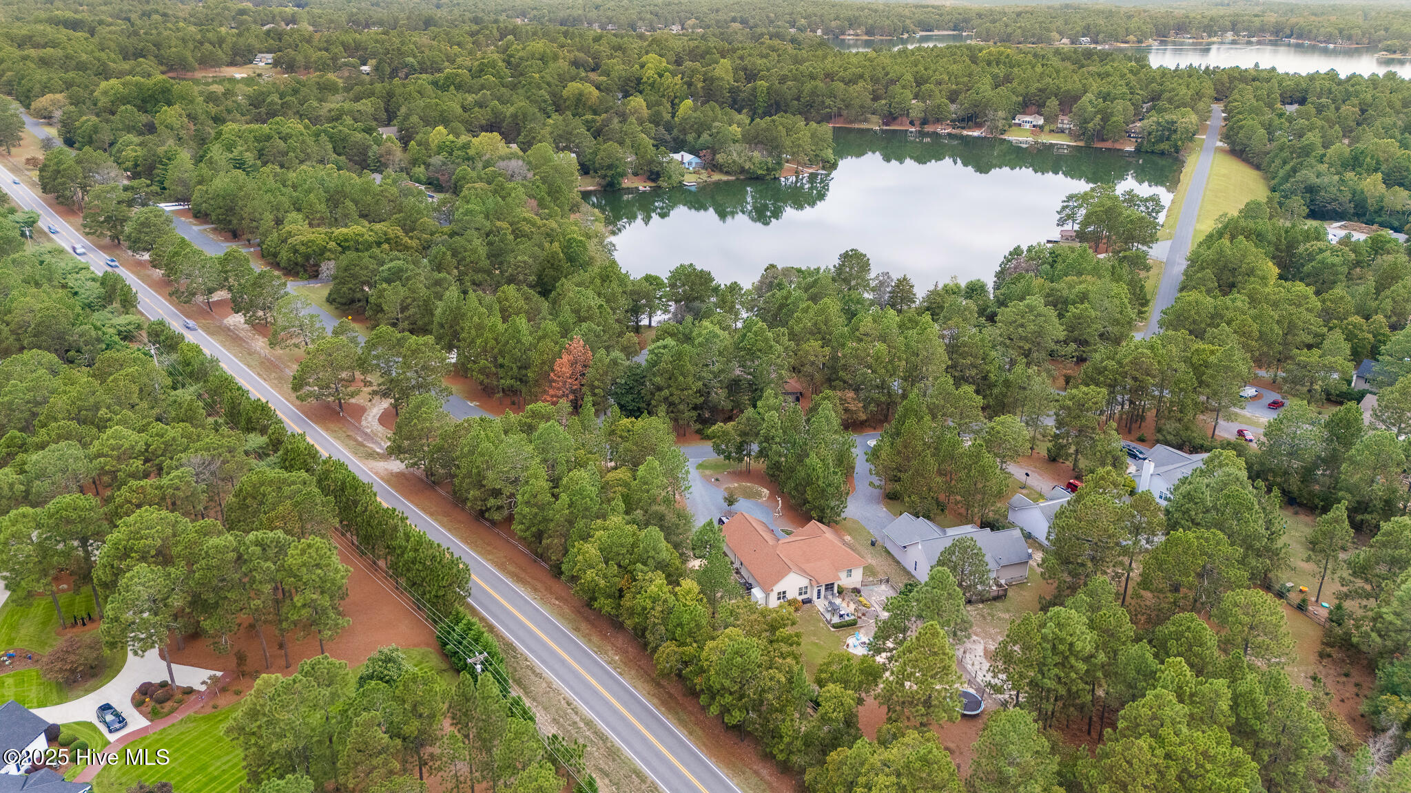 143 Cardinal Lane West End, NC 27376 - Photo 6 of 24 143 Cardinal-22
