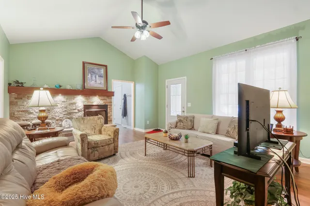 $329,900 | 143 Cardinal Lane, West End, NC 27376