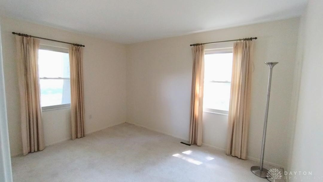 5867 Horrell Road Dayton, OH 45426 - Photo 10 of 24 Gallery Image 10