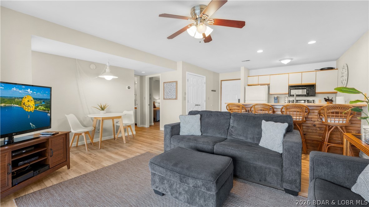 2500 Bay Point Lane, Unit 233 Osage Beach, MO 65065 - Photo 2 of 35